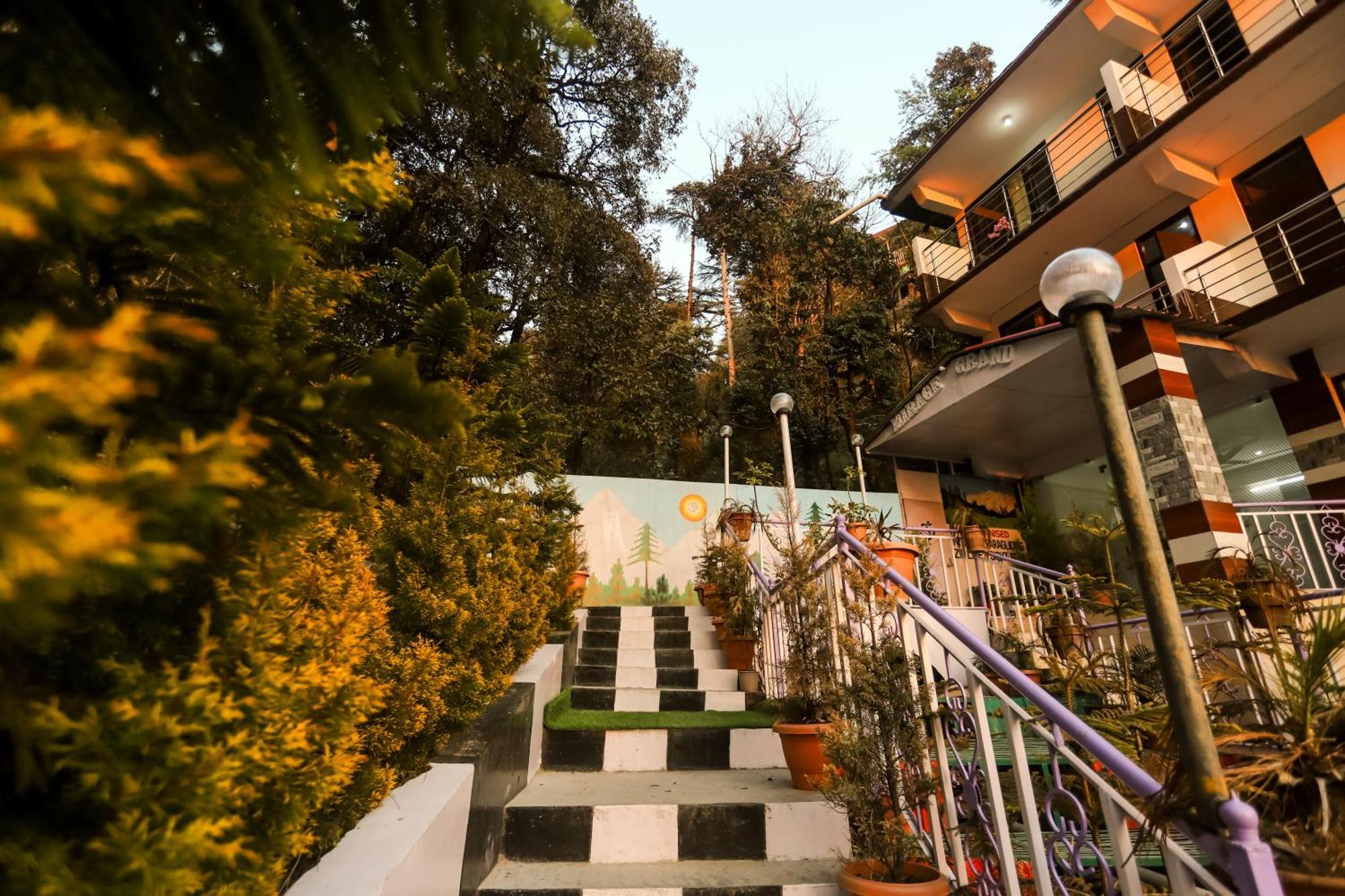 Mirage Grand Hotell McLeod Ganj Eksteriør bilde