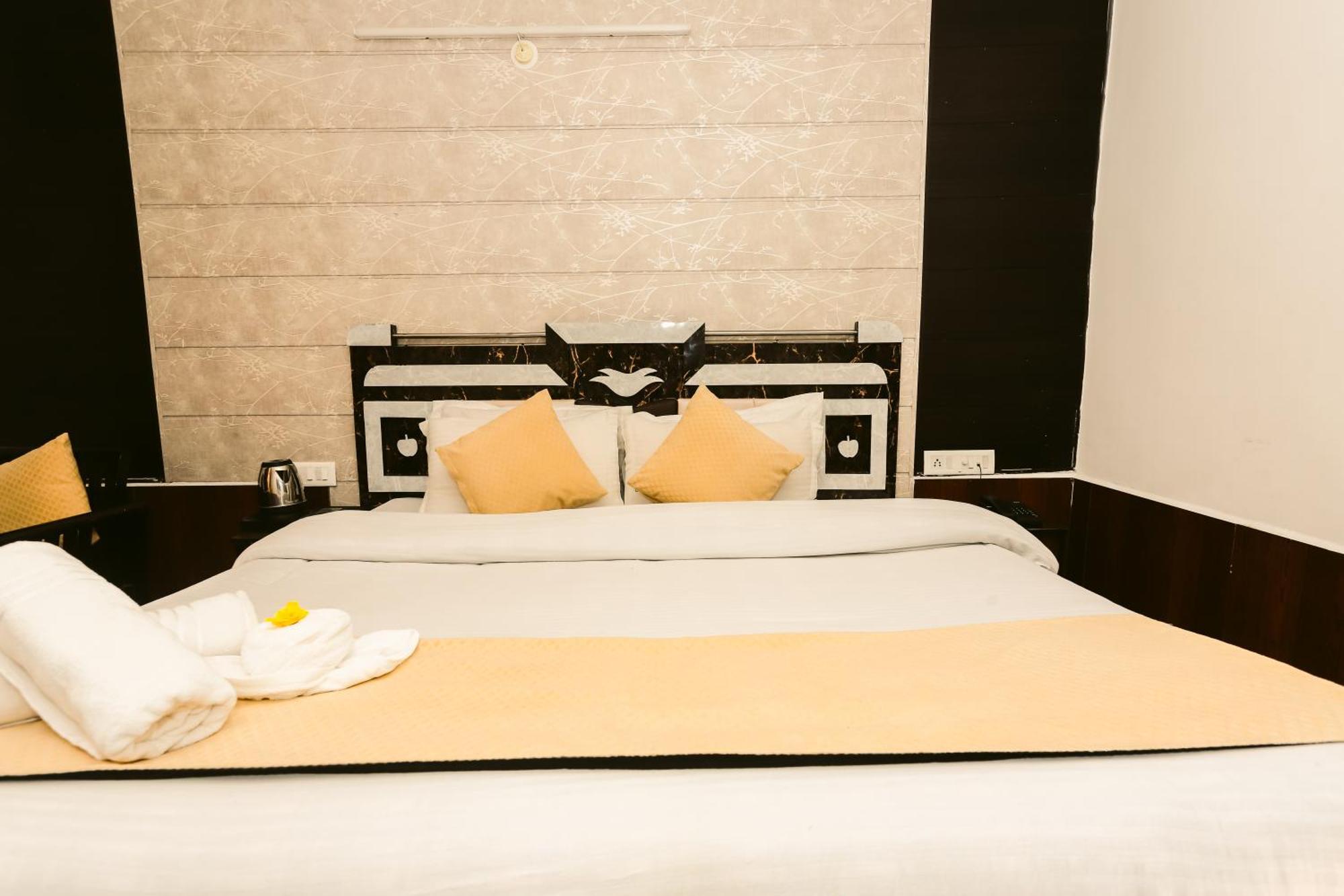 Mirage Grand Hotell McLeod Ganj Eksteriør bilde